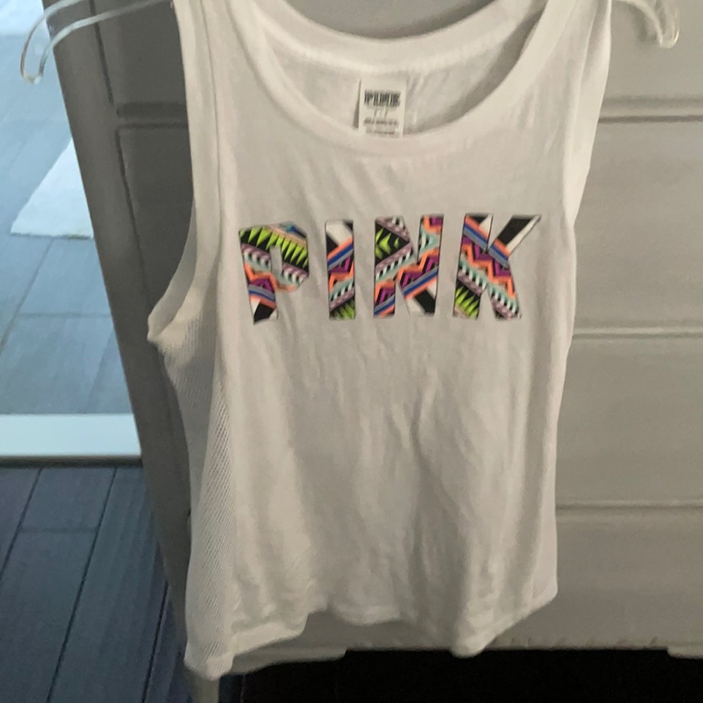 pink tank top